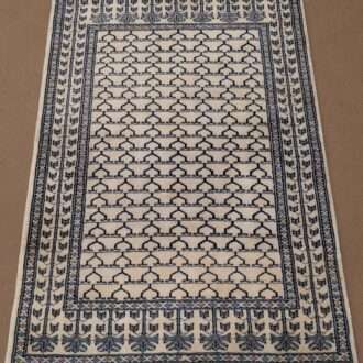 Beige Family Design Knotted Wool Carpet - 3FT X 5FT | 90CM X 150CM