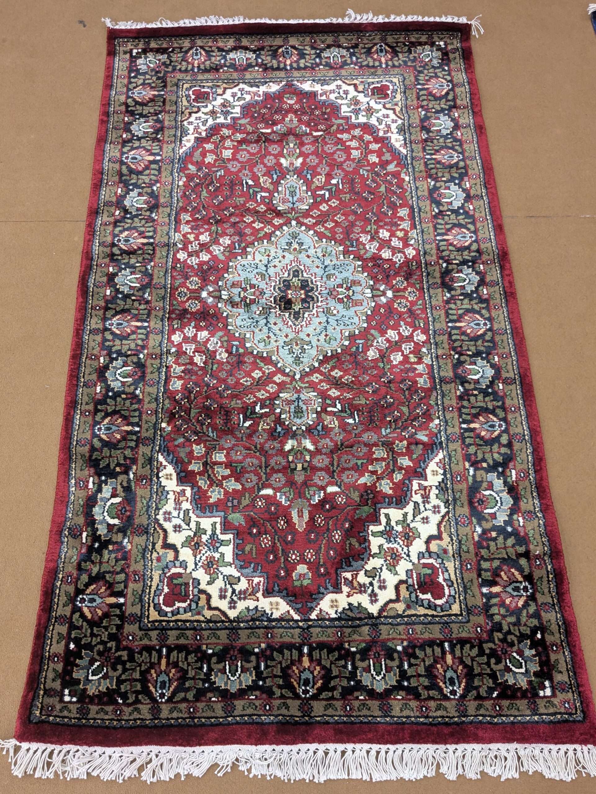 Red Persian Hand Knotted Wool Carpet - 3FT X 5FT | 90CM X 150CM