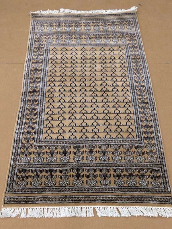 Beige Family Design Knotted Wool Carpet - 3FT X 5FT | 90CM X 150CM