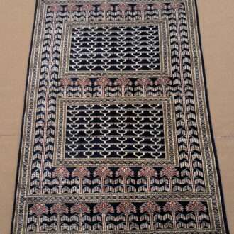 Black Family Design Knotted Wool Carpet - 3FT X 5FT | 90CM X 150CM