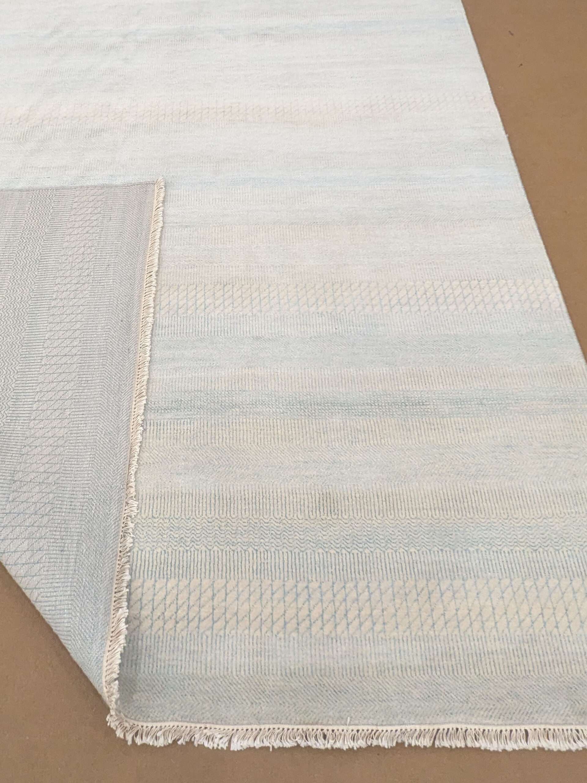 White Double Hand Knotted Wool Carpet - 8FT X 10FT | 240CM X 300CM - Image 3
