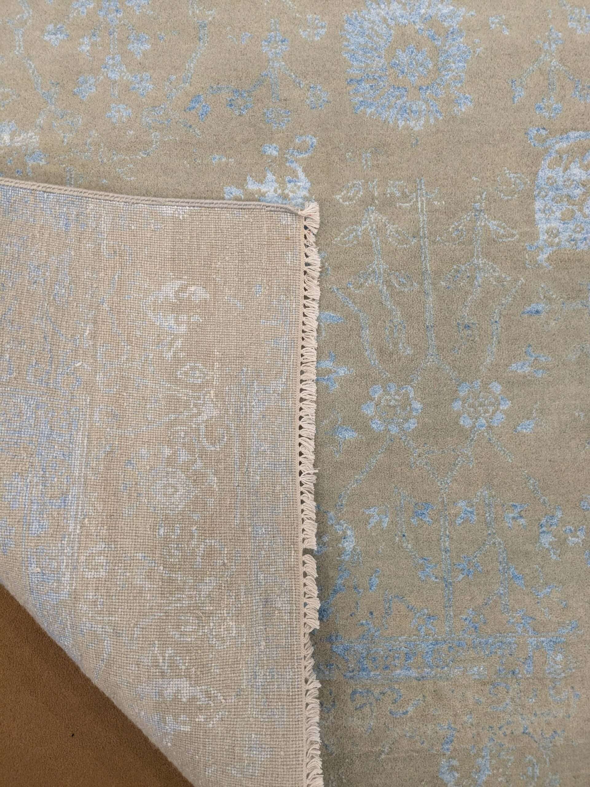 Green Knotted Wool Carpet - 6FT X 9FT | 180CM X 270CM - Image 3