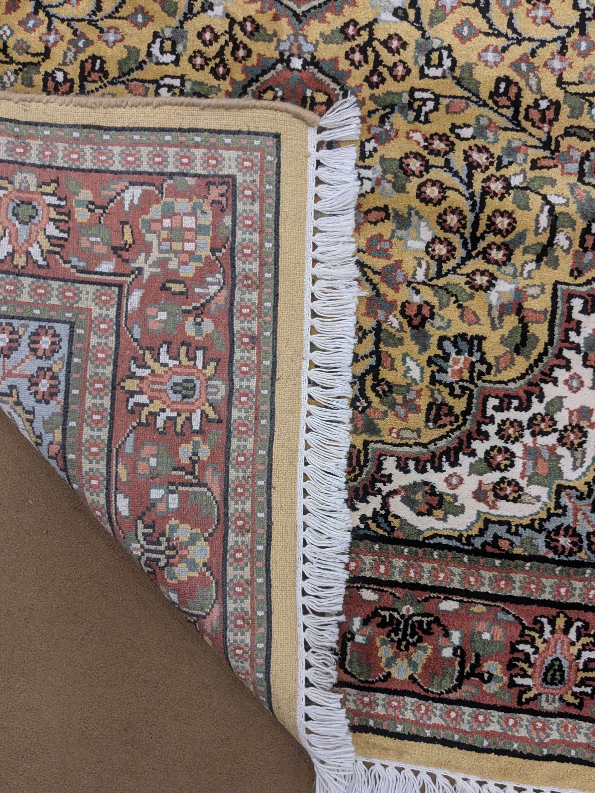 Yellow Persian Hand Knotted Wool Carpet - 3FT X 5FT | 90CM X 150CM - Image 3