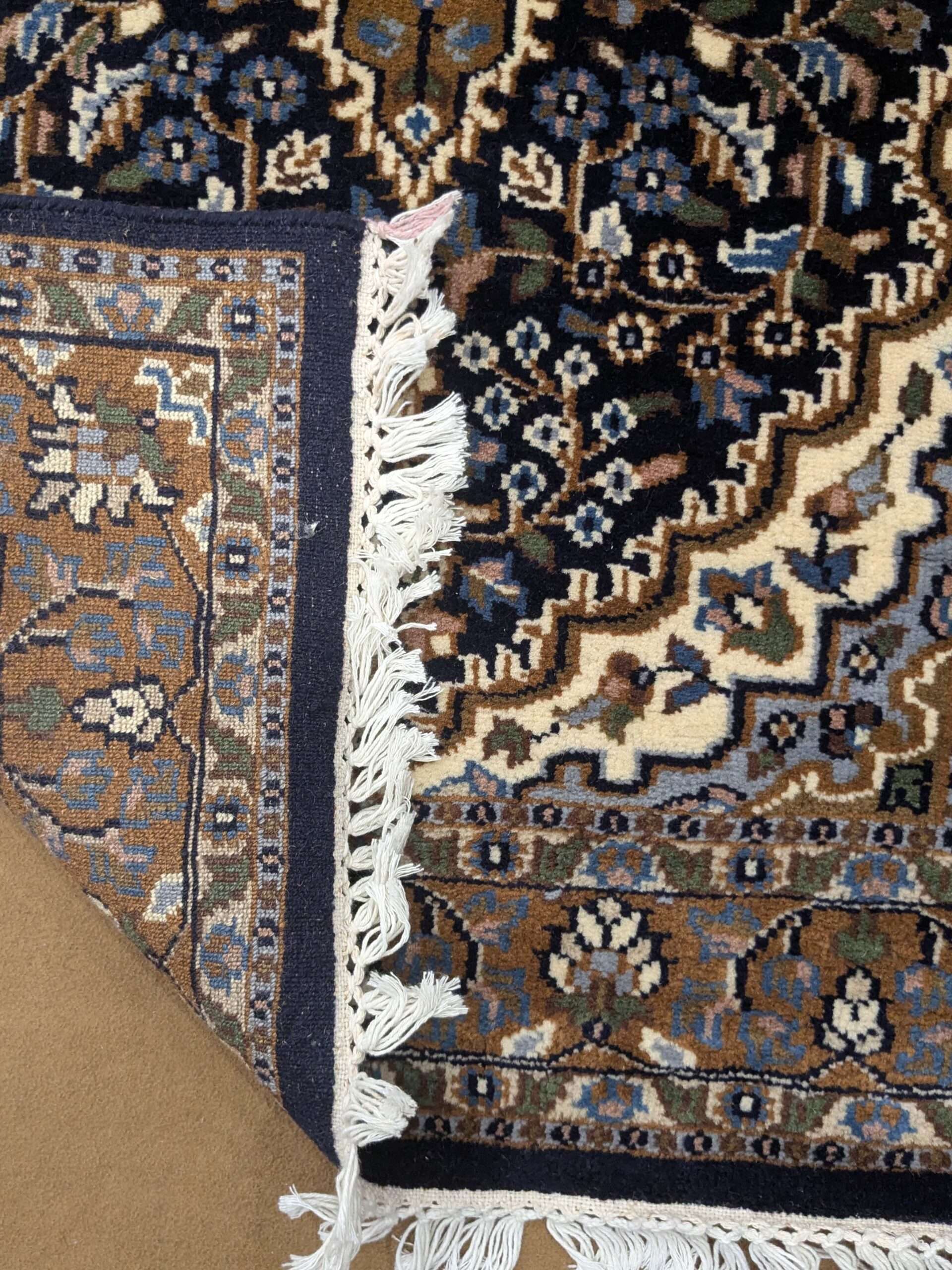 Blue Persian Hand Knotted Wool Carpet - 3FT X 5FT | 90CM X 150CM - Image 3