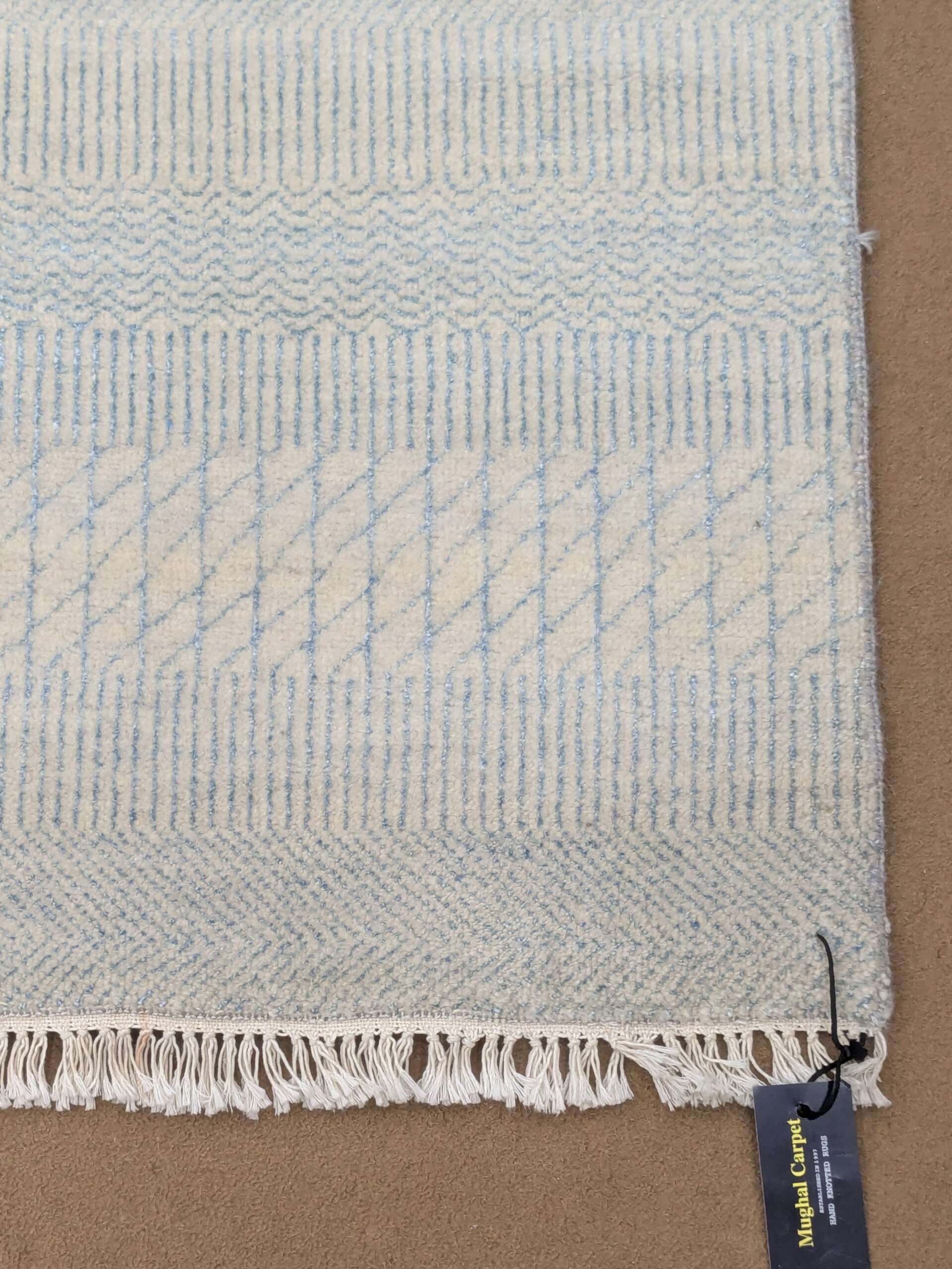 White Double Hand Knotted Wool Carpet - 8FT X 10FT | 240CM X 300CM - Image 4