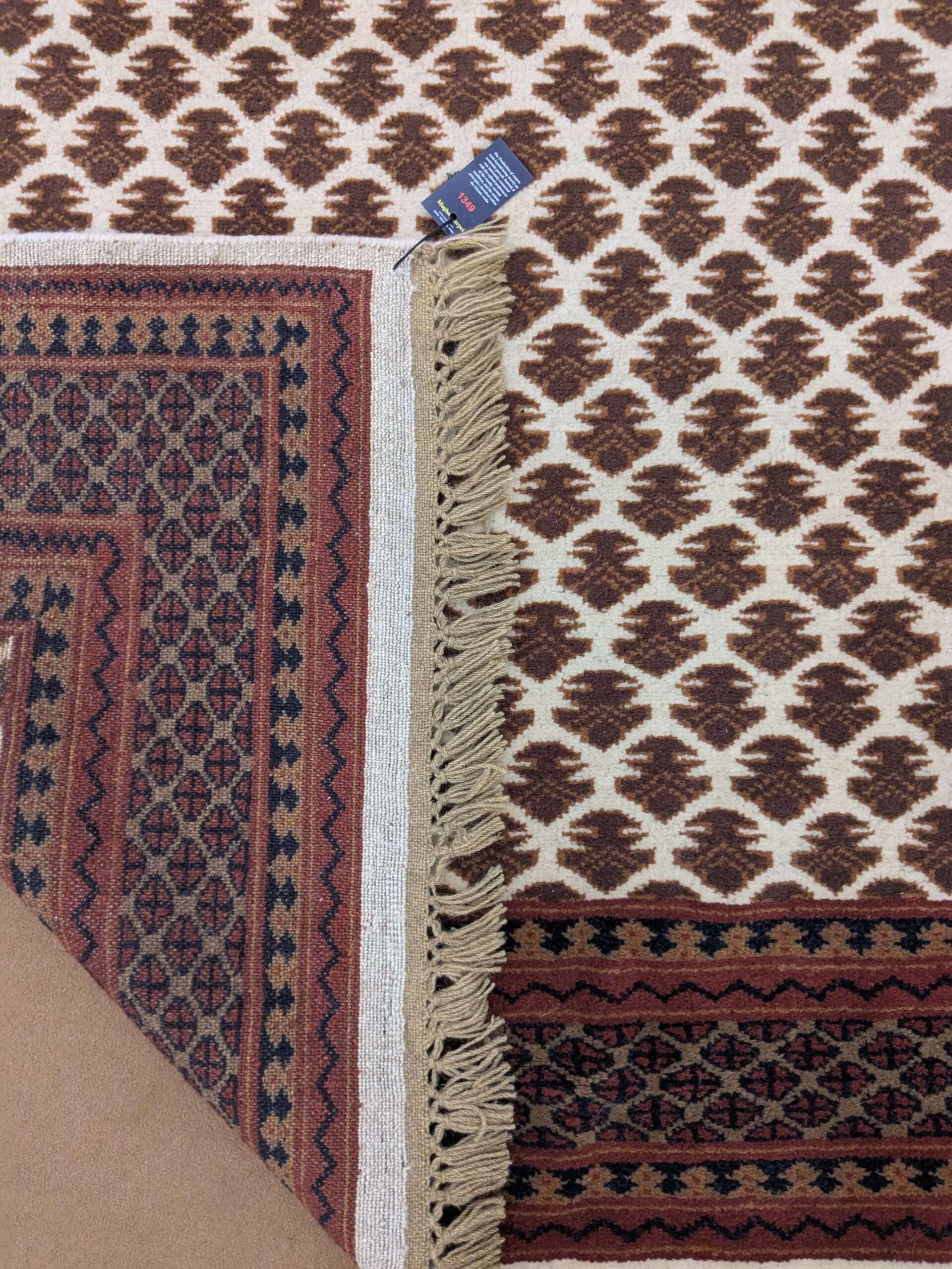 White Baby Elephant Foot Print Knotted Wool Carpet - 6FT X 9FT | 180CM X 270CM - Image 4