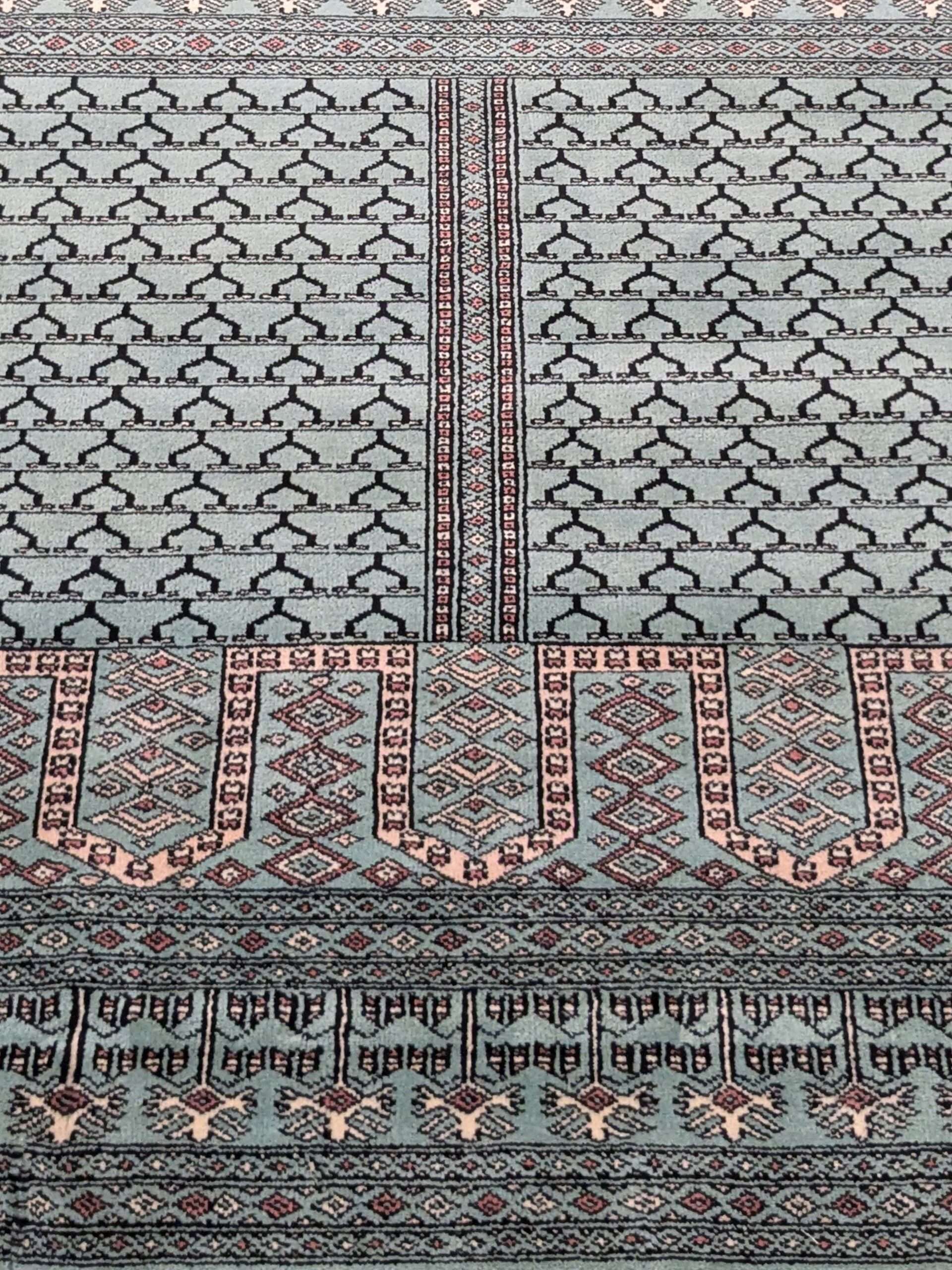 Green Family Design Hand Knotted Wool Carpet - 6FT X 9FT | 180CM X 270CM - Image 4