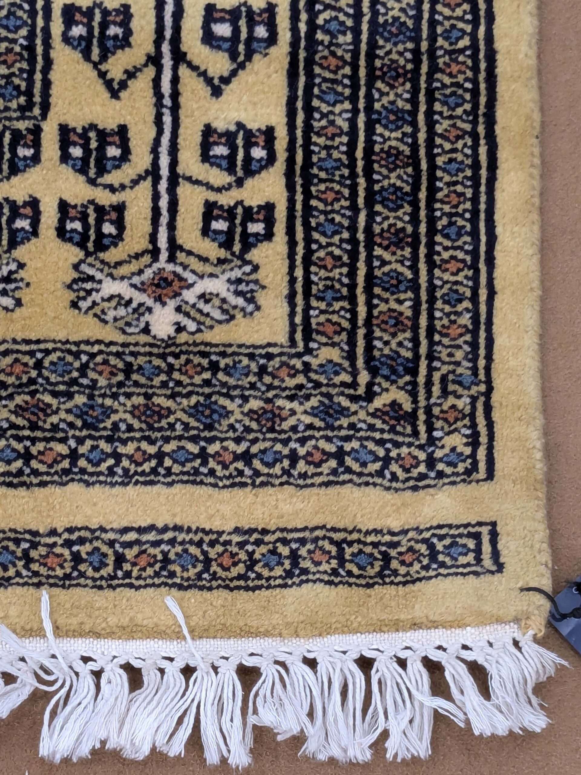 Yellow Family Design Hand Knotted Wool Carpet - 6FT X 9FT | 180CM X 270CM - Image 4