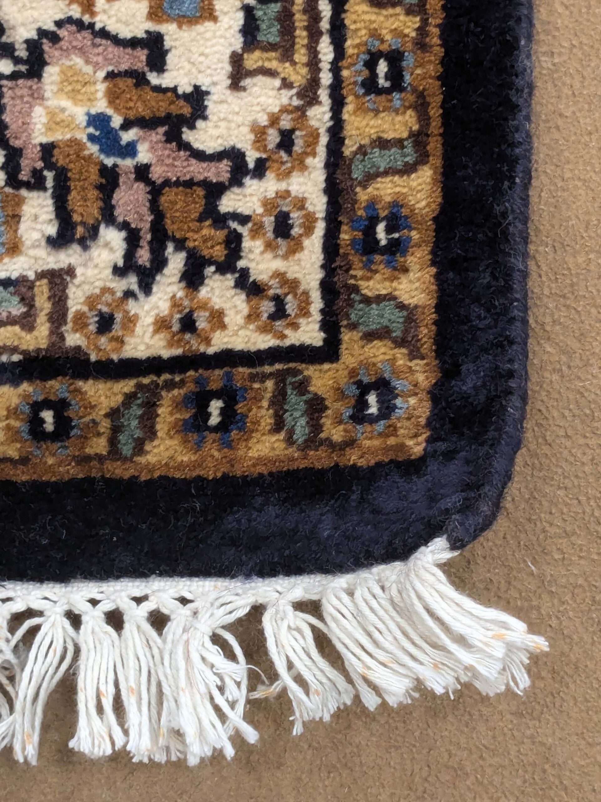 Blue Persian Knotted Wool Carpet - 3FT X 5FT | 90CM X 150CM - Image 4