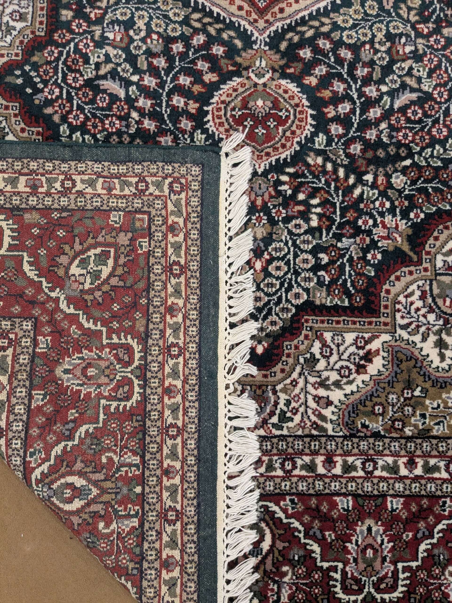 Green Persian Hand Knotted Wool Carpet - 6FT X 9FT | 180CM X 270CM - Image 5