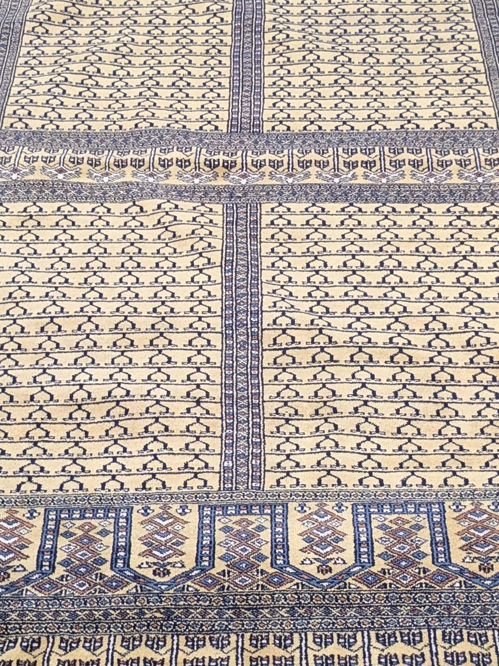 Yellow Family Design Hand Knotted Wool Carpet - 6FT X 9FT | 180CM X 270CM - Image 5