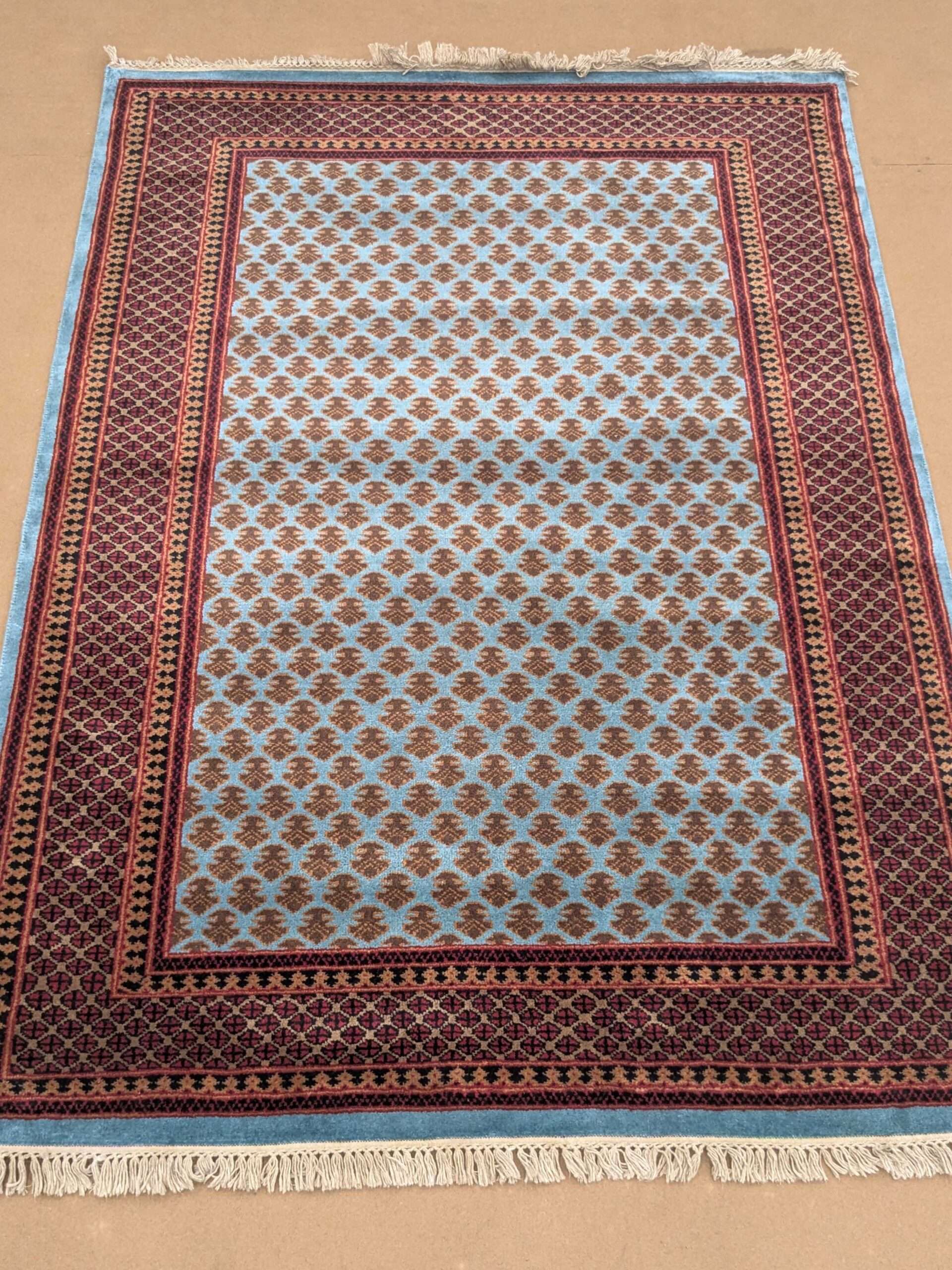 Baby Elephant Foot Print Design Hand Knotted Wool Carpet - 5FT X 7FT | 150CM X 210CM