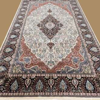 Persian Hand Knotted Wool Carpet - 9FT X 12FT | 270CM X 360CM