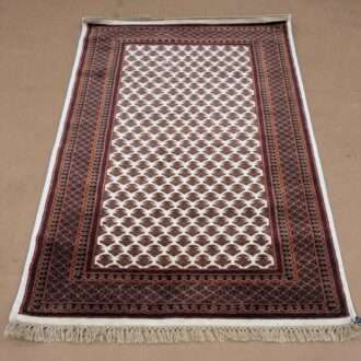 White Baby Elephant Foot Print Hand Knotted Wool Carpet - 4FT X 6FT | 120CM X 180CM