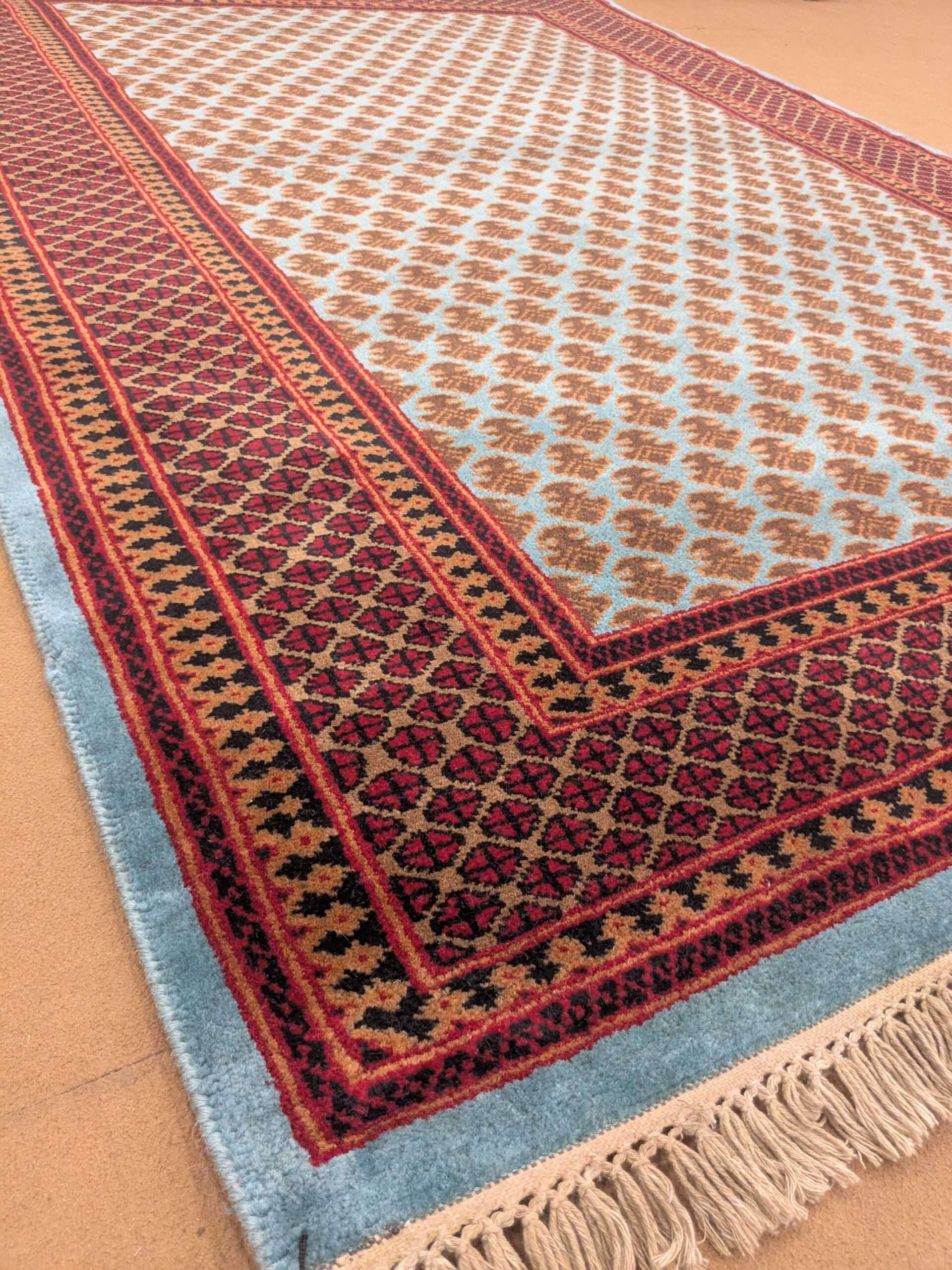 Baby Elephant Foot Print Design Hand Knotted Wool Carpet - 5FT X 7FT | 150CM X 210CM - Image 2