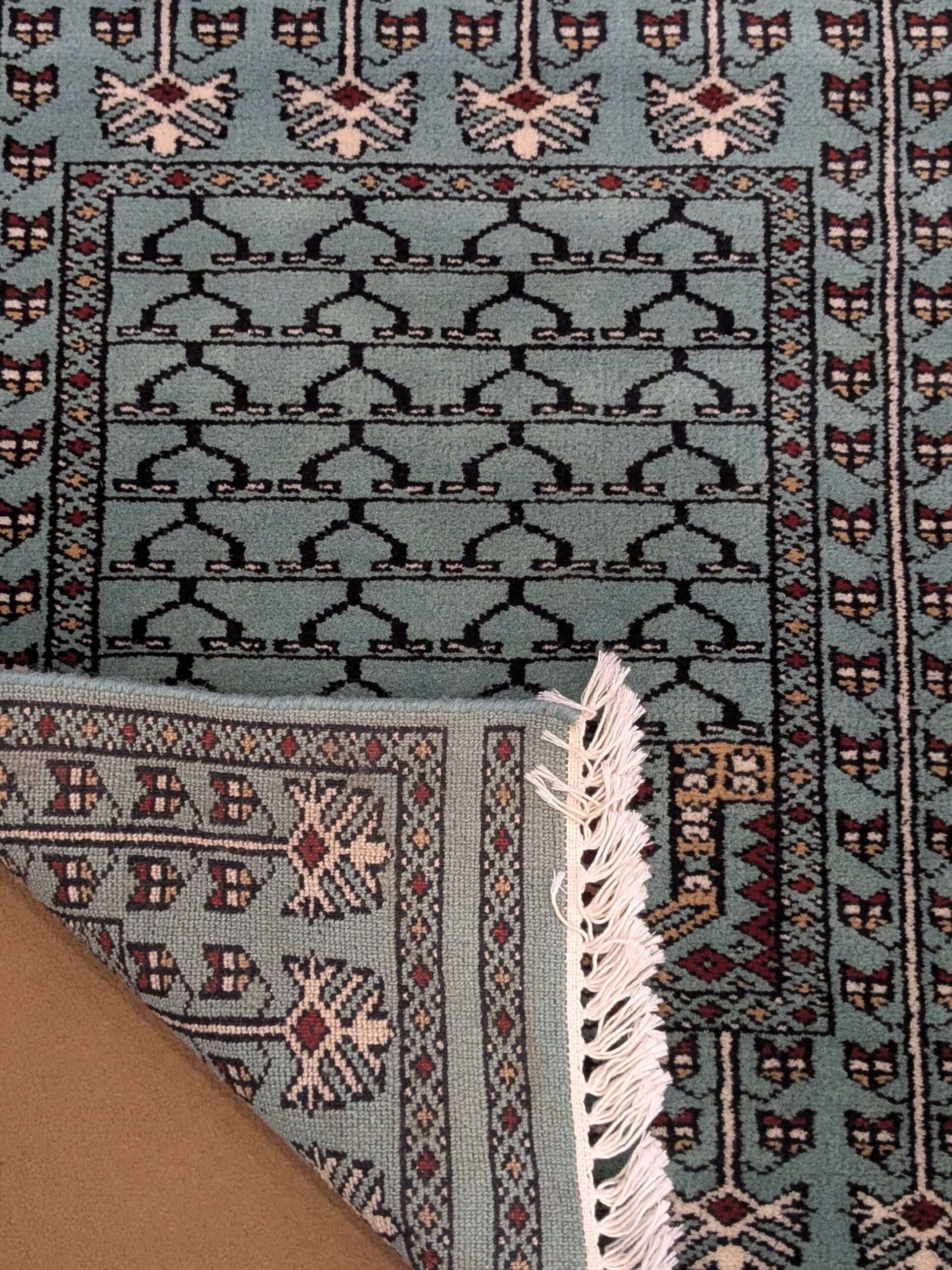 Family Design Hand Knotted Wool Carpet - 2FT X 3FT | 60CM X 90CM - Image 2