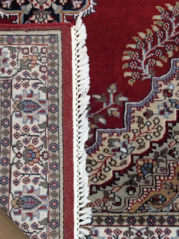 Red Kirman Hand Knotted Wool Carpet - 4FT X 6FT | 120CM X 180CM - Image 2