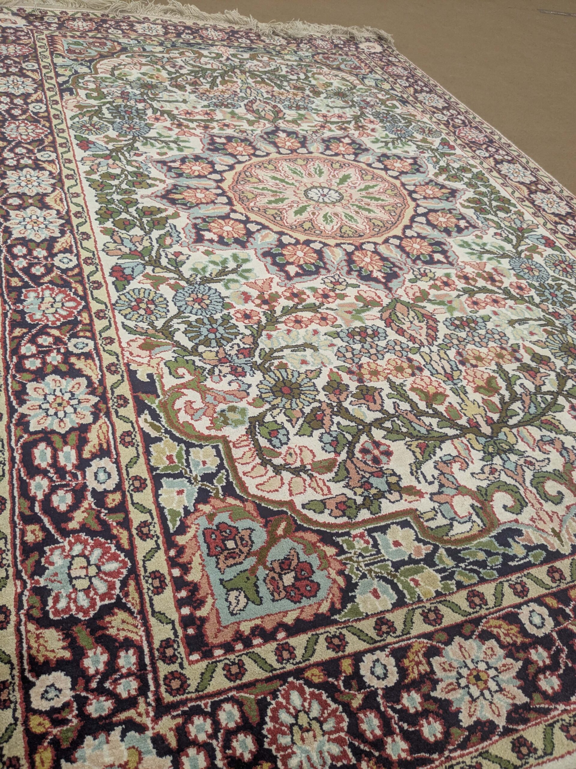 White Floral Persin Silk On Cotton Knotted Carpet - 3FT X 5FT | 90CM X 150CM - Image 2