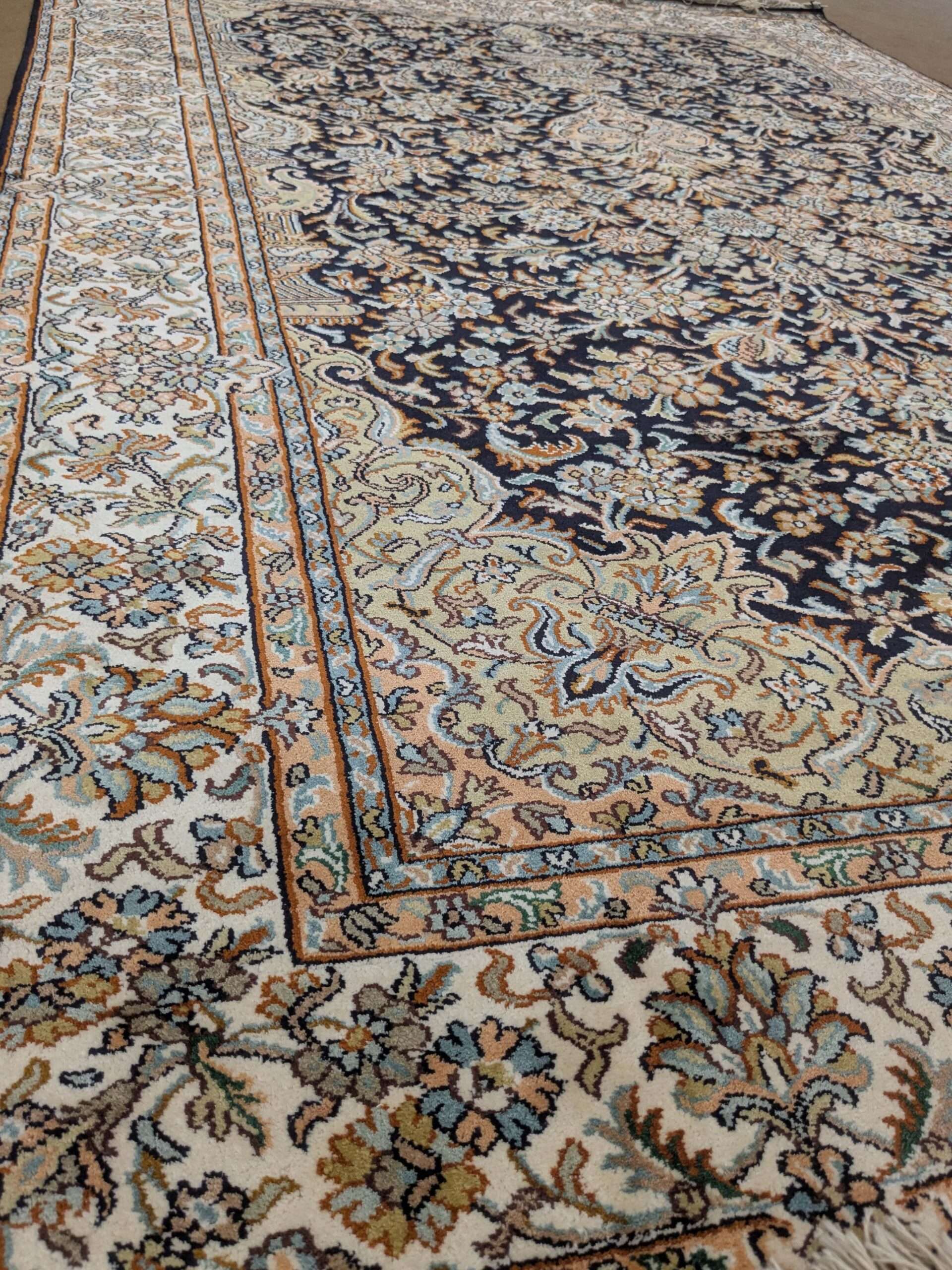 Traditional Persian Design Silk On Cotton Knotted Carpet - 4FT X 6FT | 120CM X 180CM - Image 2
