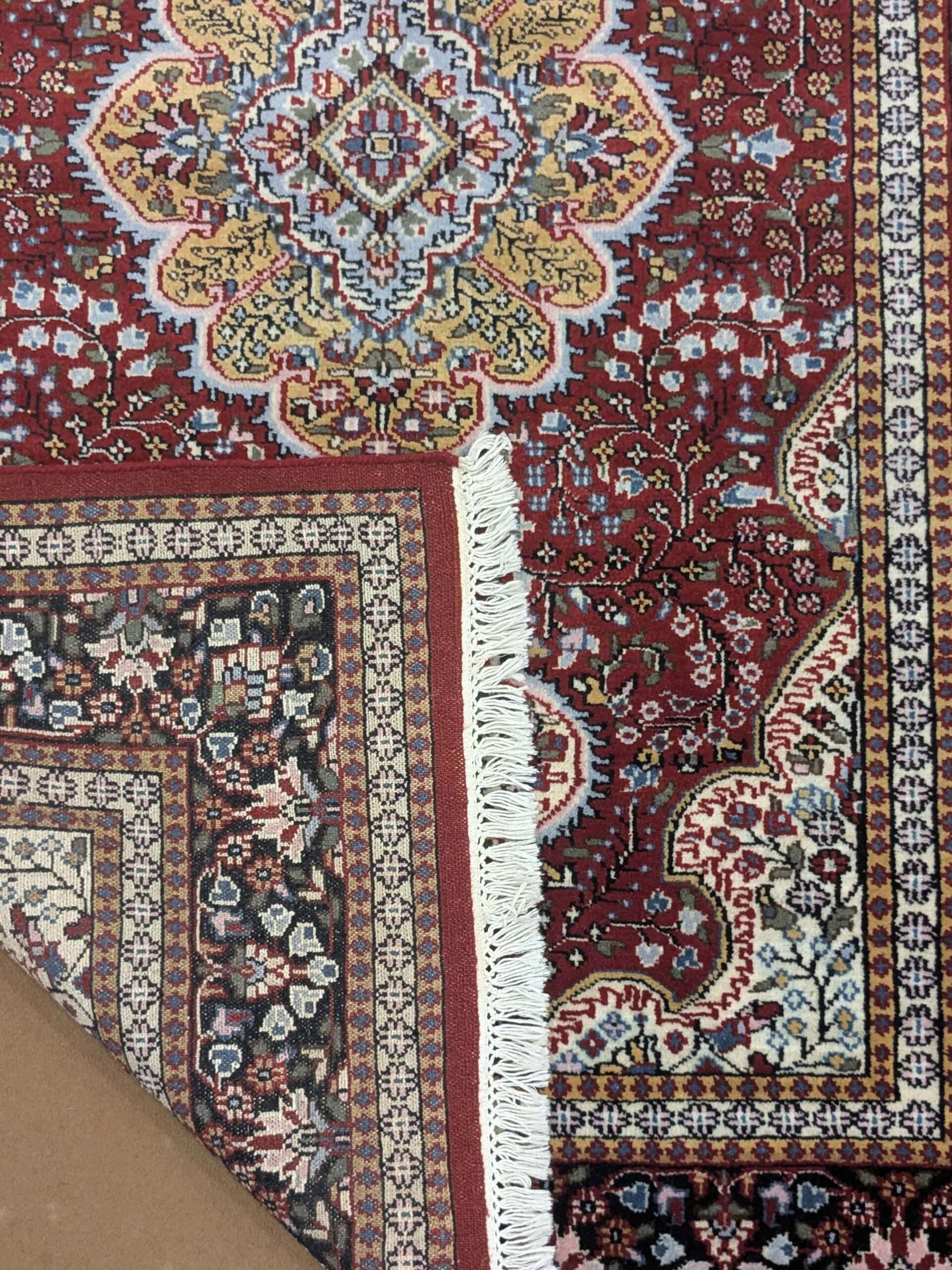 Red Persian Hand Knotted Wool Carpet - 5FT X 7FT | 150CM X 210CM - Image 4