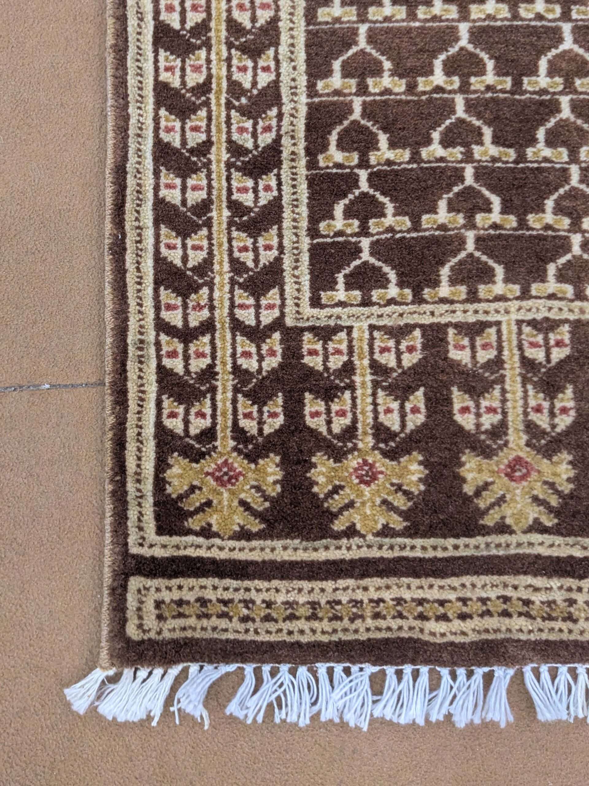 Family Design Hand Knotted Wool Carpet - 2FT X 3FT | 60CM X 90CM - Image 3