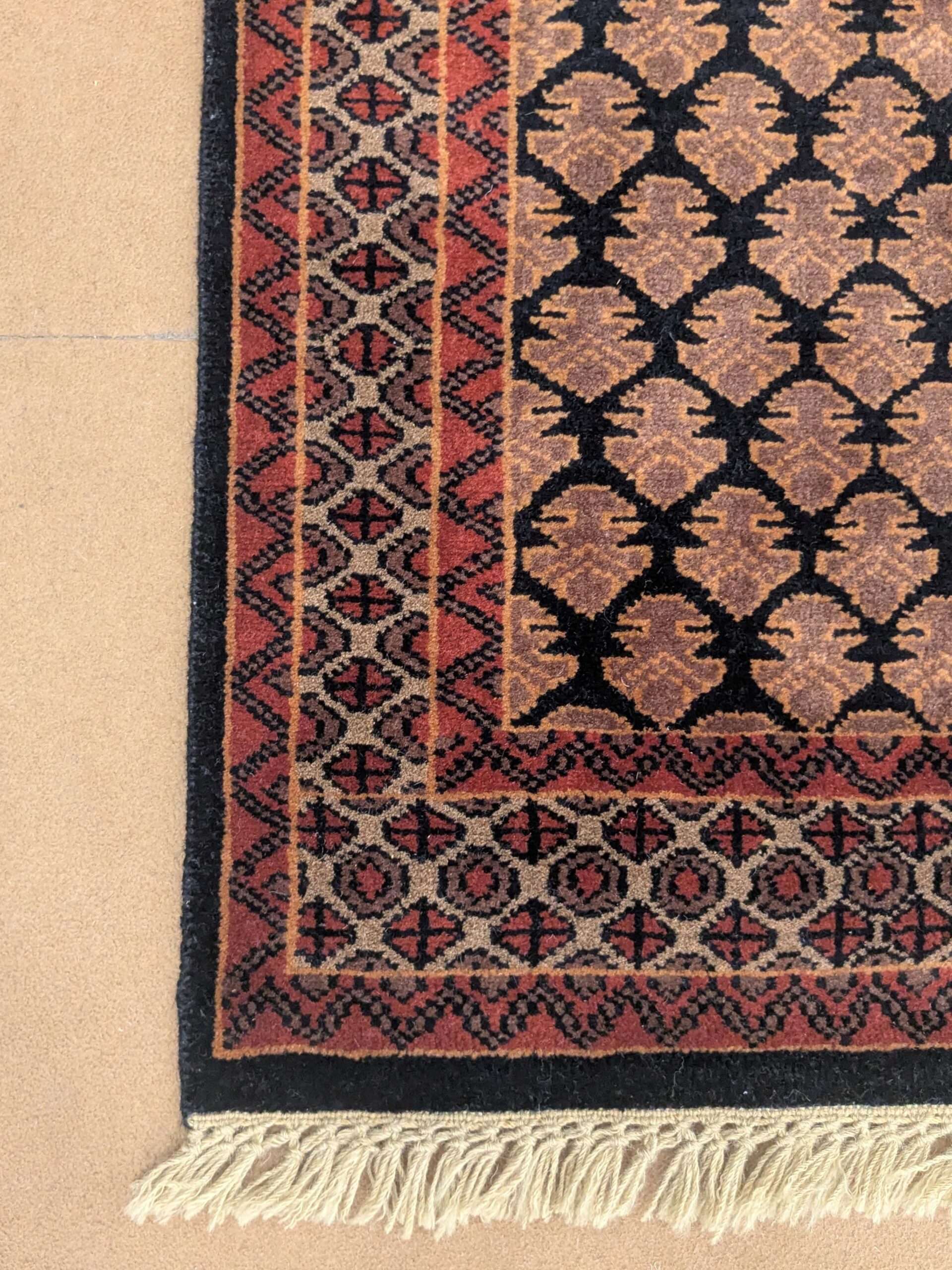 Black Baby Foot Print Hand Knotted Wool Carpet - 2FT X 3FT | 60CM X 90CM - Image 3