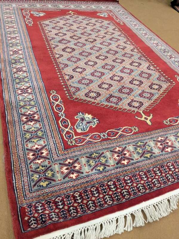 Red Kirman Hand Knotted Wool Carpet - 4FT X 6FT | 120CM X 180CM - Image 3