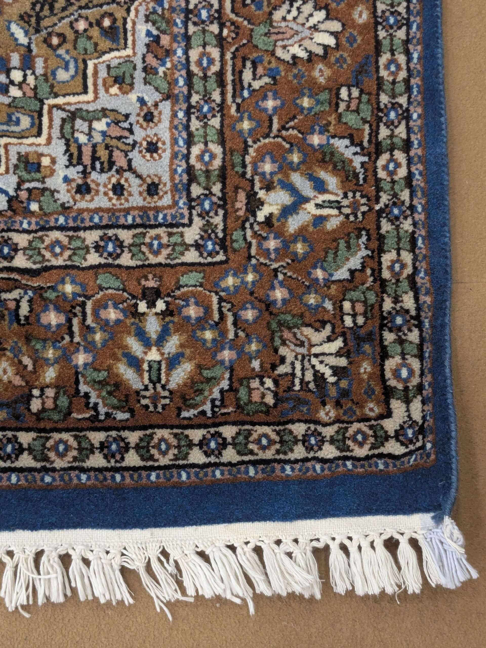 Blue Persian Hand Knotted Wool Carpet - 5FT X 7FT | 150CM X 210CM - Image 5