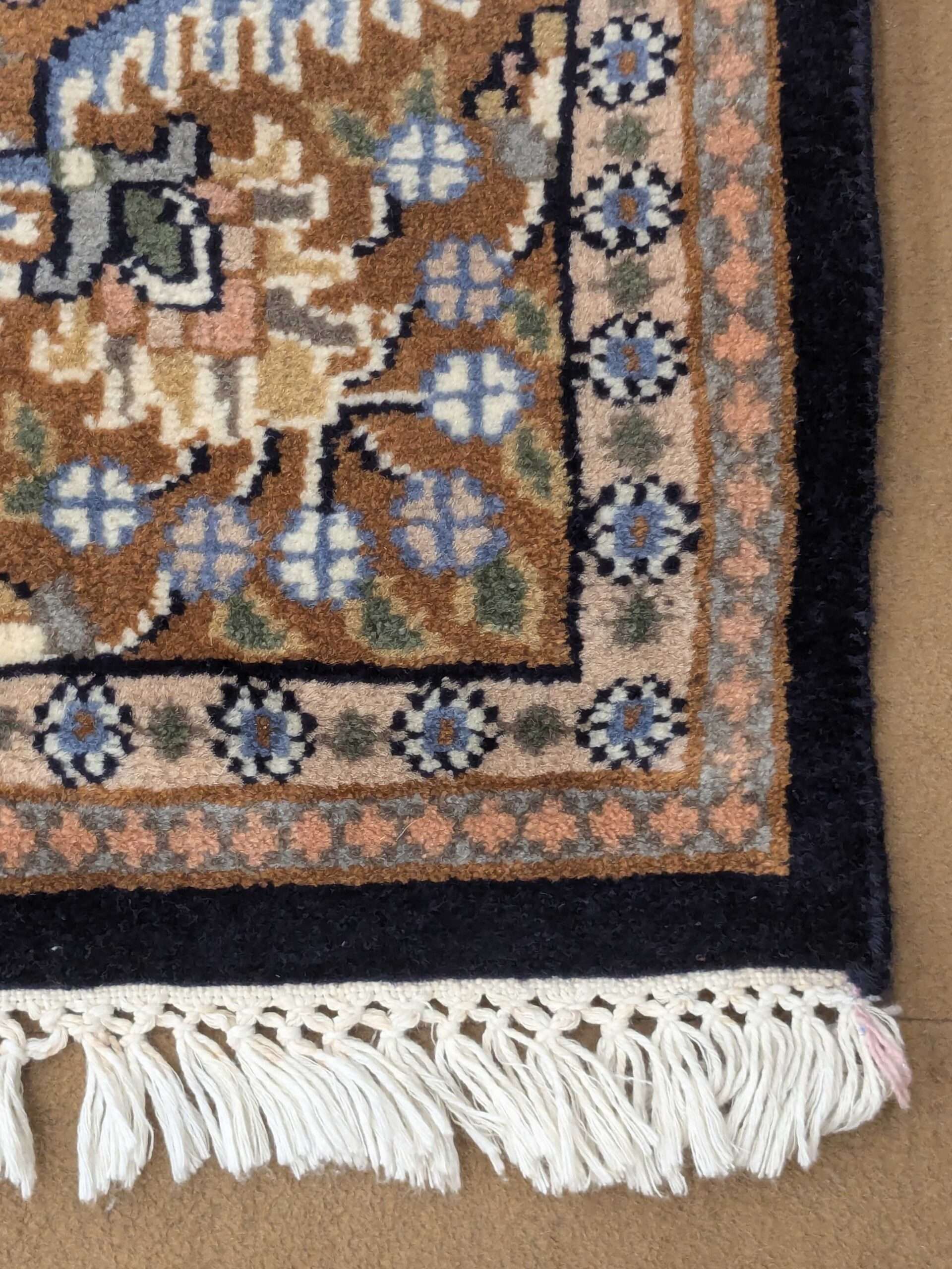 Blue Persian Hand Knotted Wool Carpet - 5FT X 7FT | 150CM X 210CM - Image 5