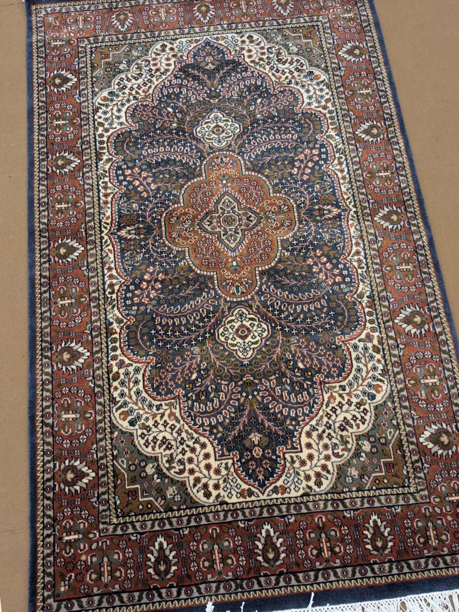 Blue Persian Hand Knotted Wool Carpet - 4FT X 6FT | 120CM X 180CM - Image 4