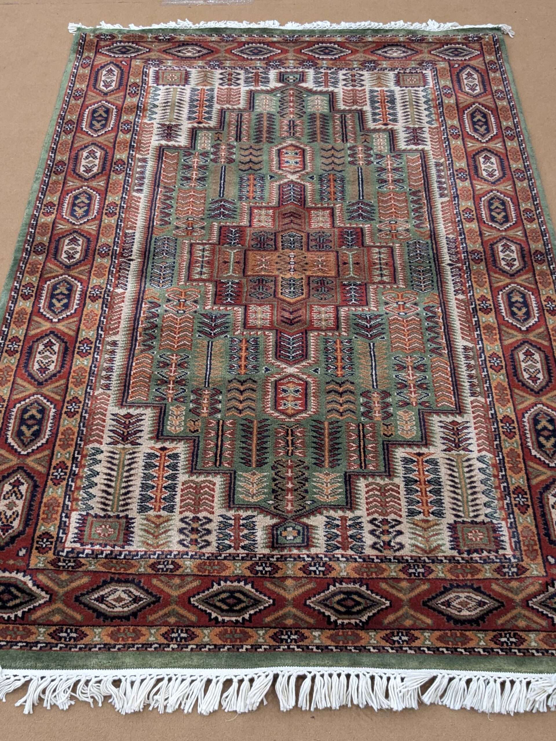 Green Tribal Hand Knotted Wool Carpet - 4FT X 6FT | 120CM X 180CM - Image 4