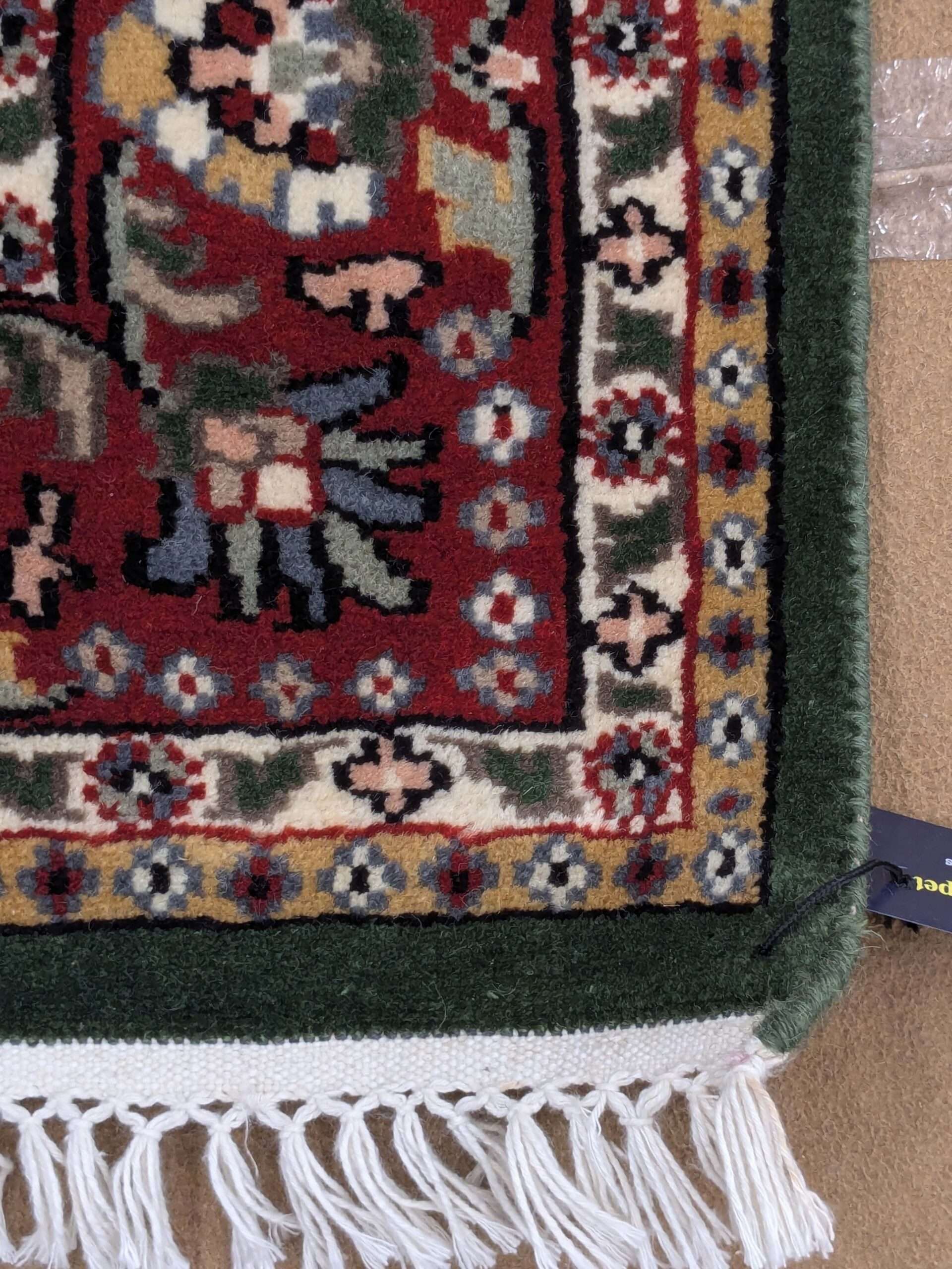 Green Persian Hand Knotted Wool Carpet - 4FT X 6FT | 120CM X 180CM - Image 4