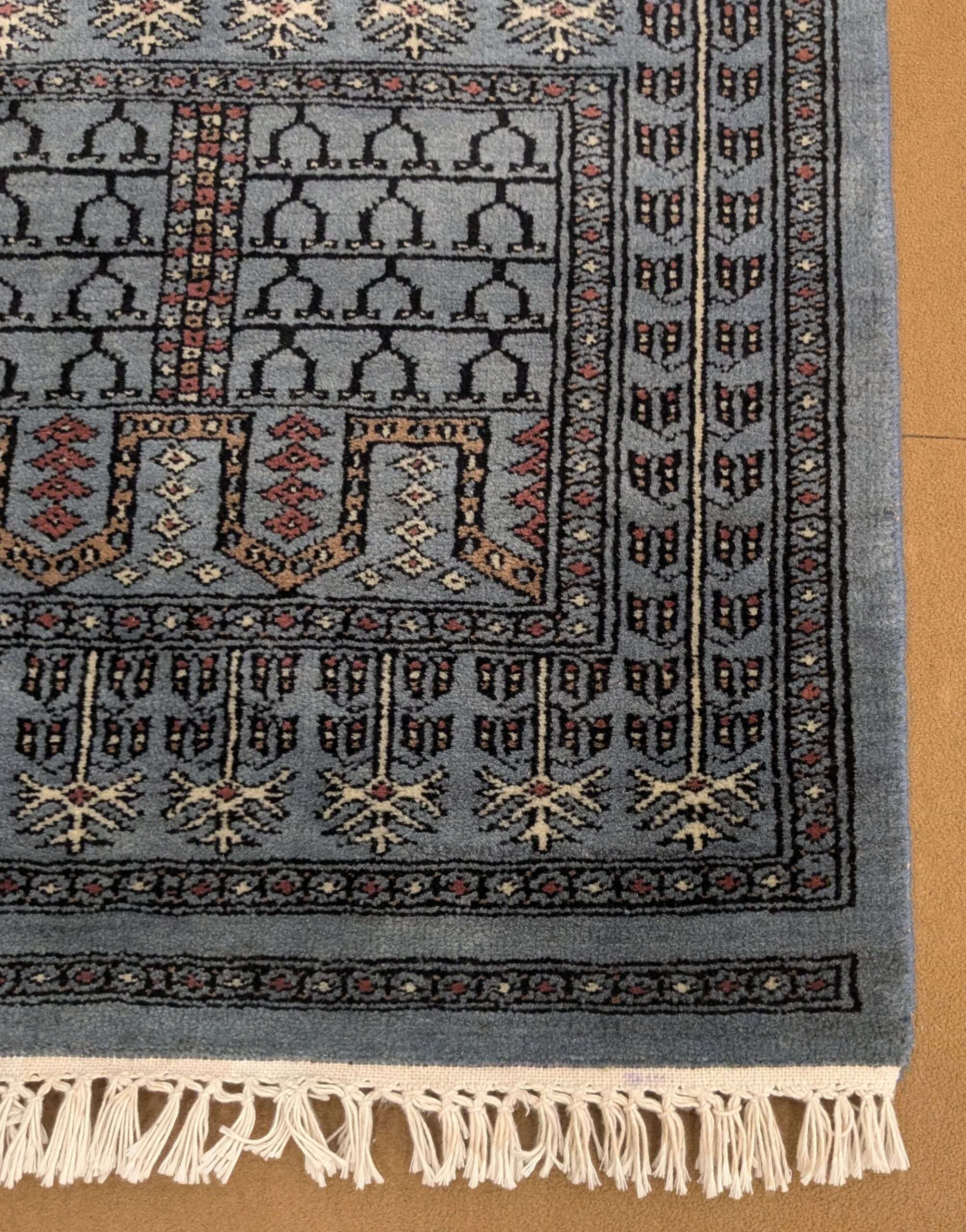 Family Design Hand Knotted Wool Carpet - 2.5FT X 4FT | 76CM X 122CM - Image 2