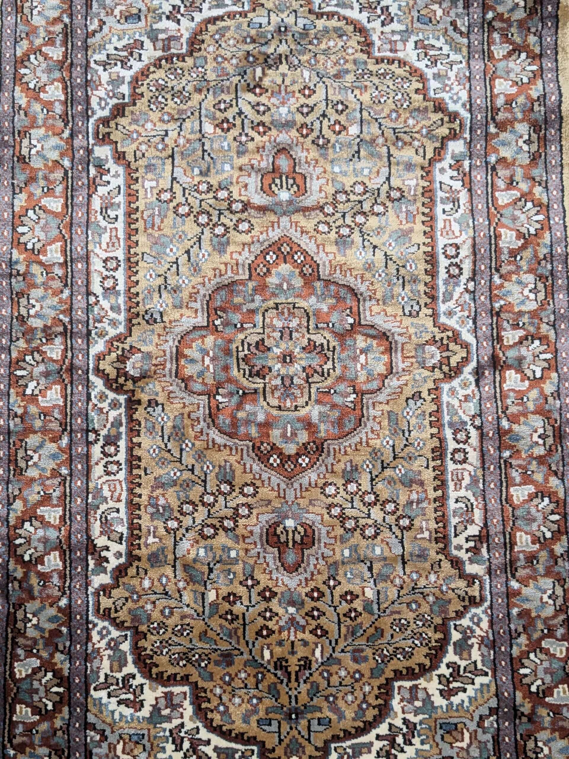 Beige Persian Knotted Wool Carpet - 2.5FT X 4FT | 76CM X 122CM - Image 4