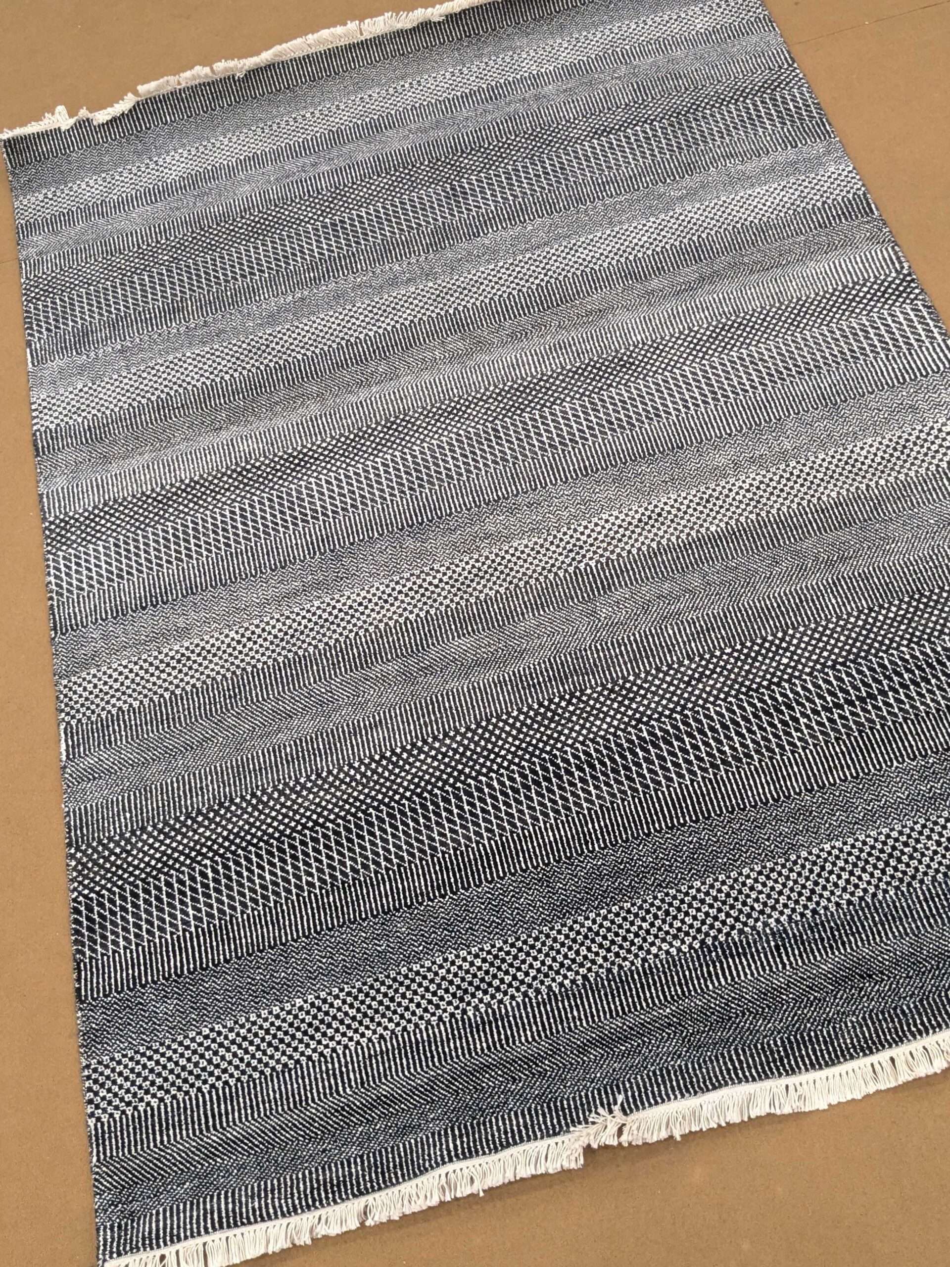 Grey Stripe Design Hand Knotted Wool Carpet - 5FT X 7FT | 150CM X 210CM - Image 6