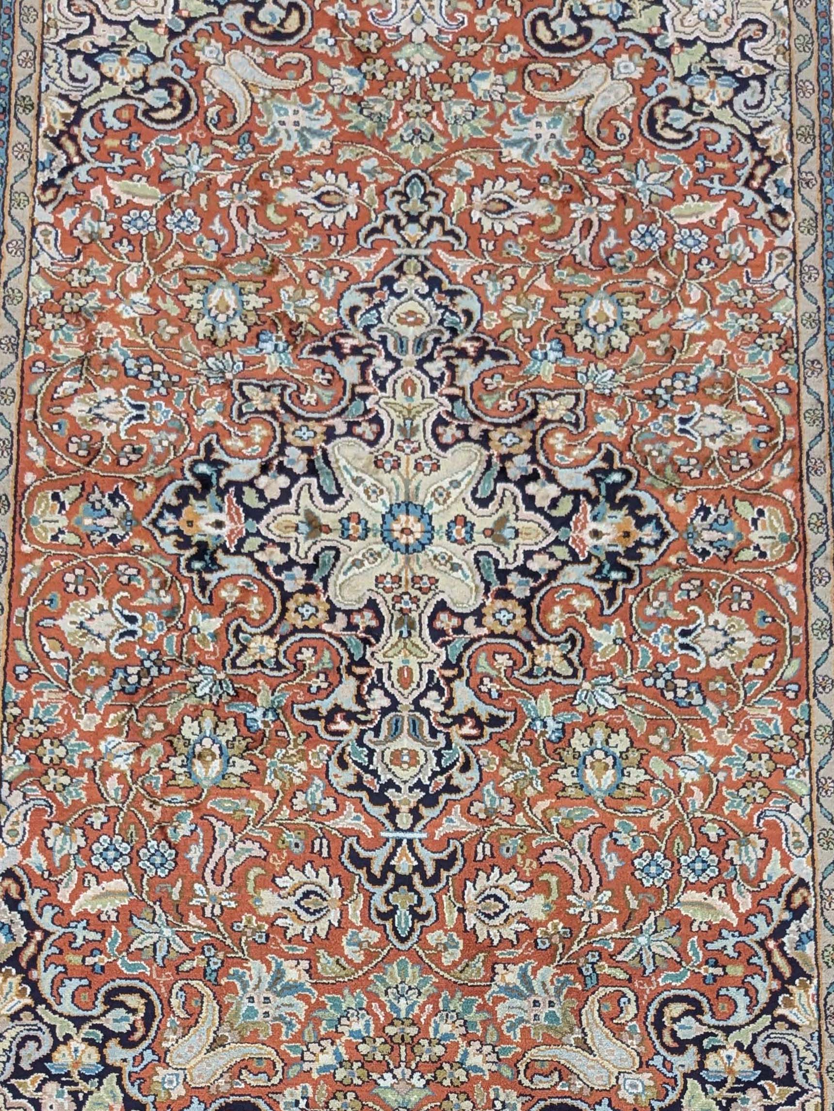 Persian Design Silk On Cotton Knotted Carpet - 3FT X 5FT | 90CM X 150CM - Image 5