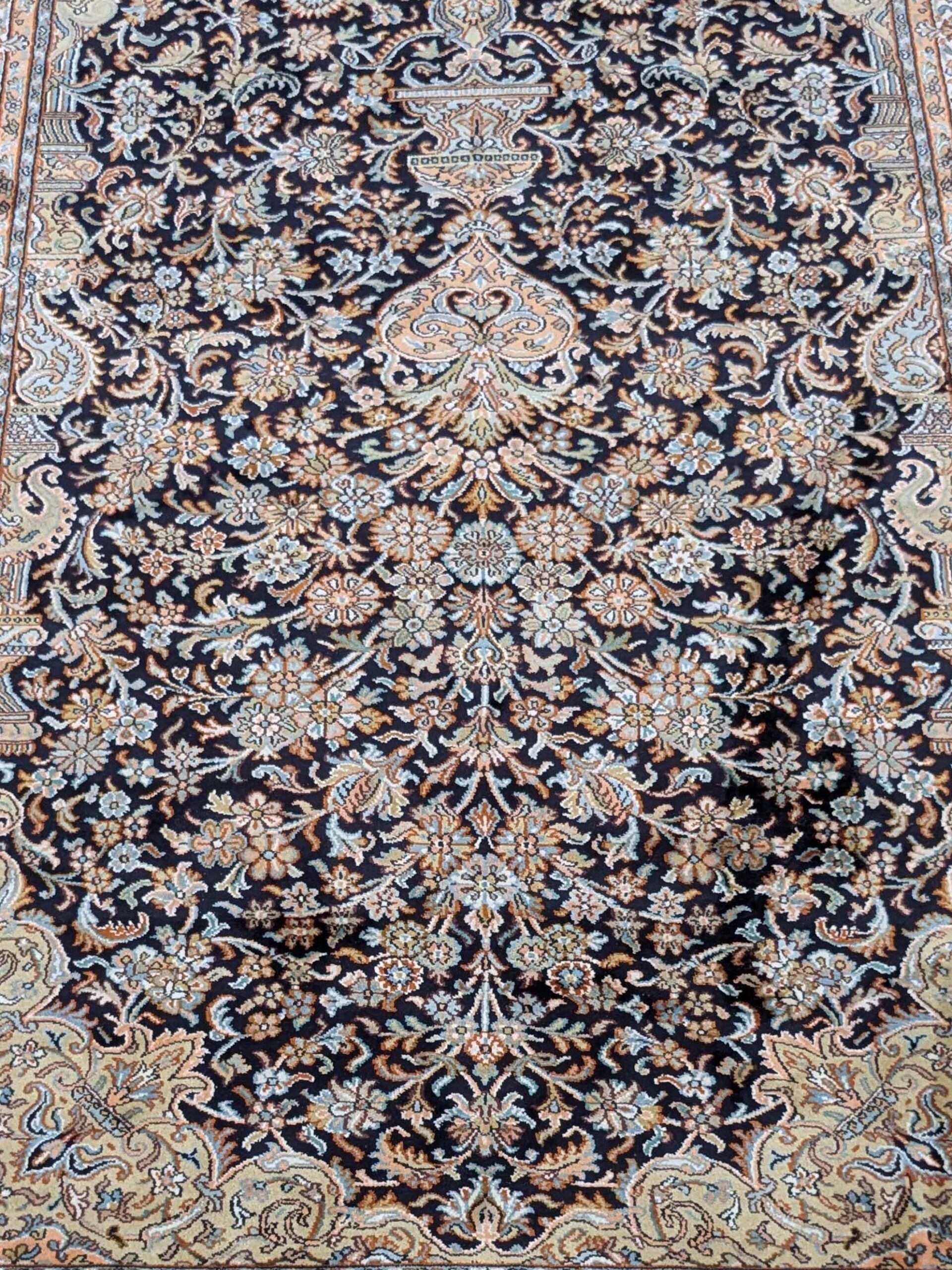Traditional Persian Design Silk On Cotton Knotted Carpet - 4FT X 6FT | 120CM X 180CM - Image 5