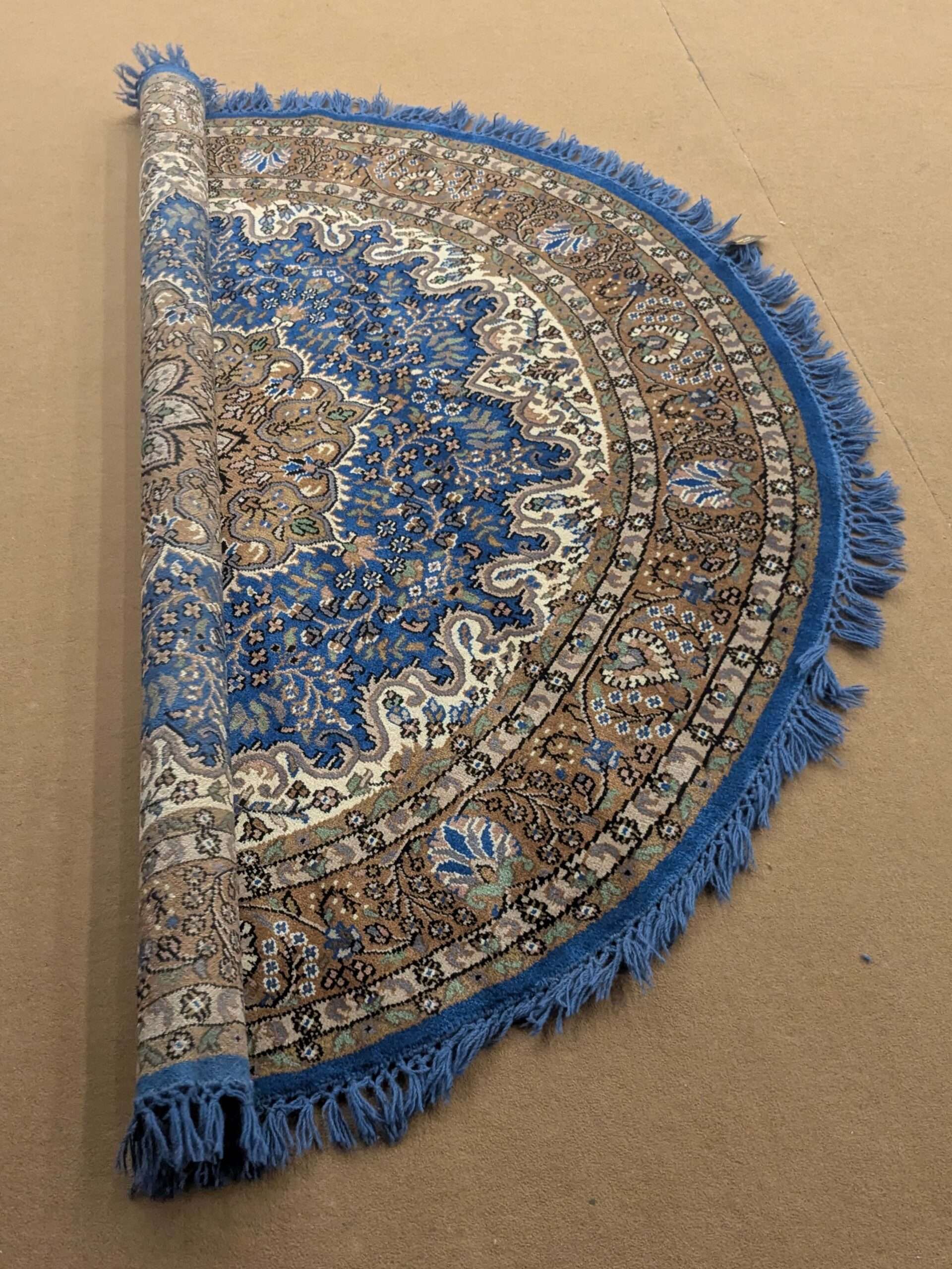 Blue Persian Hand Knotted Round Wool Carpet - 3FT X 3FT | 90CM X 90CM - Image 5