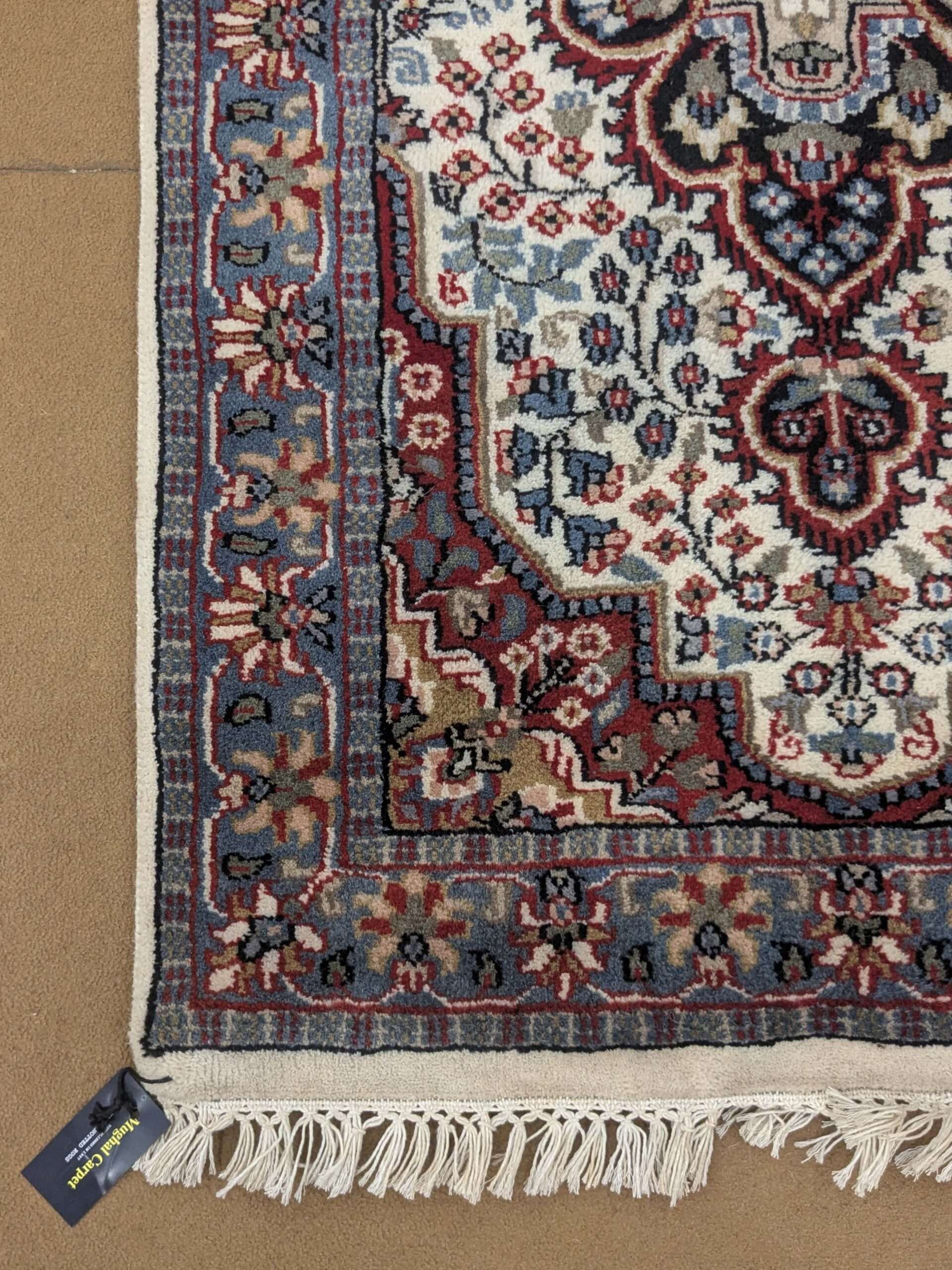 White Persian Hand Knotted Wool Carpet - 2.5FT X 4FT | 76CM X 122CM - Image 5