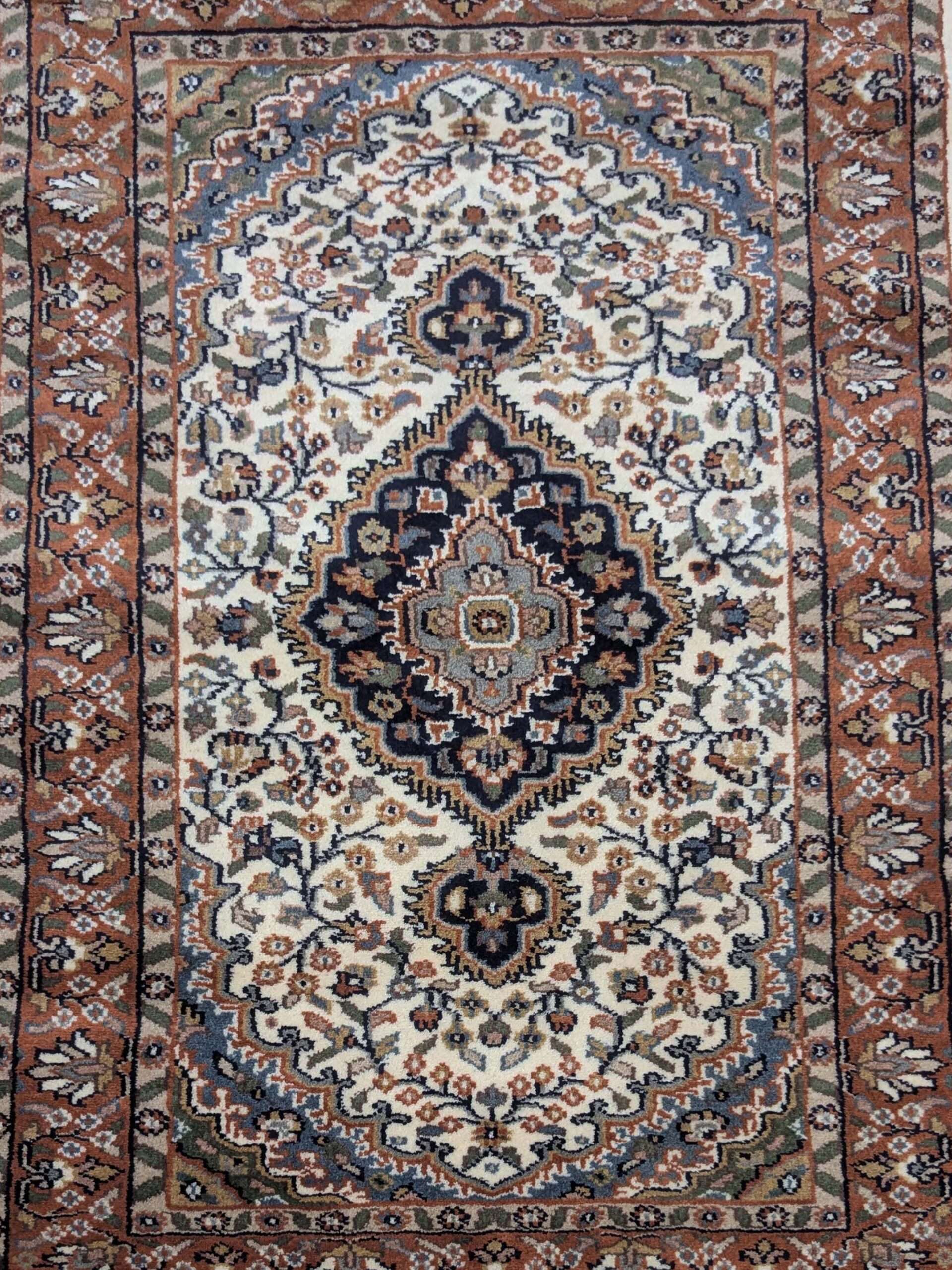 White Persian Knotted Wool Carpet - 2.5FT X 4FT | 76CM X 122CM - Image 5